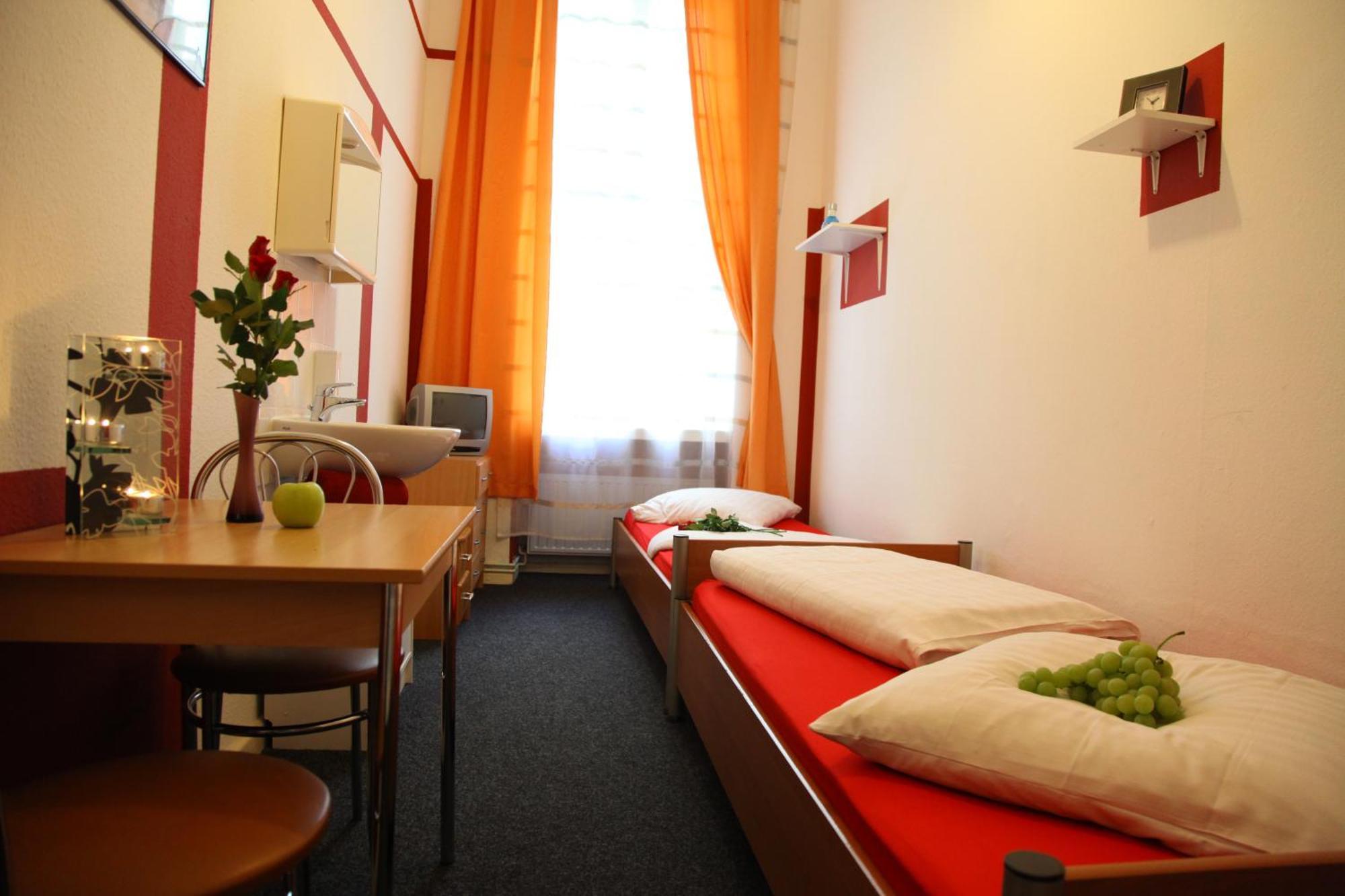 ברלין Hotel Pension Insor מראה חיצוני תמונה